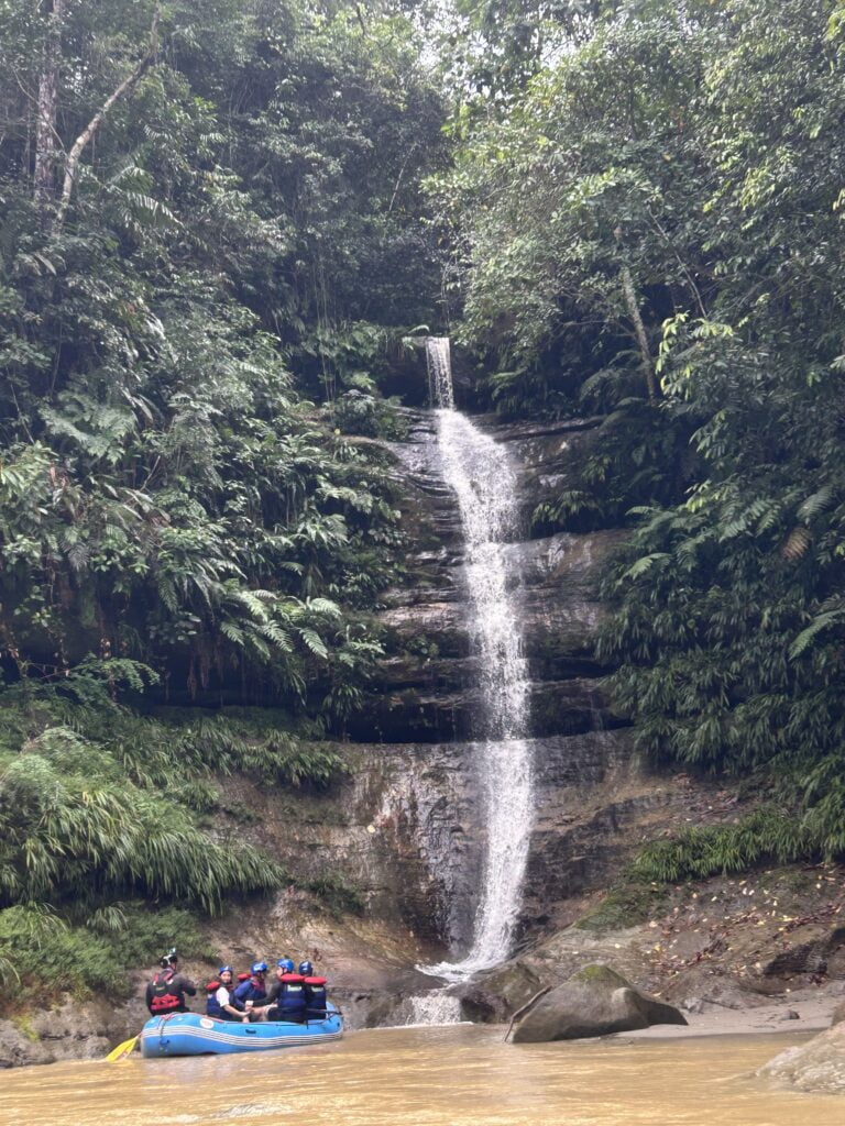 Cascada cañón del río Güejar