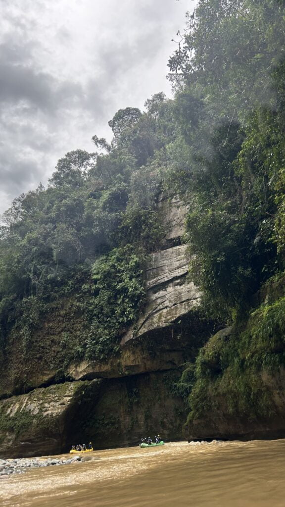 Paisaje del cañón del rio Güejar